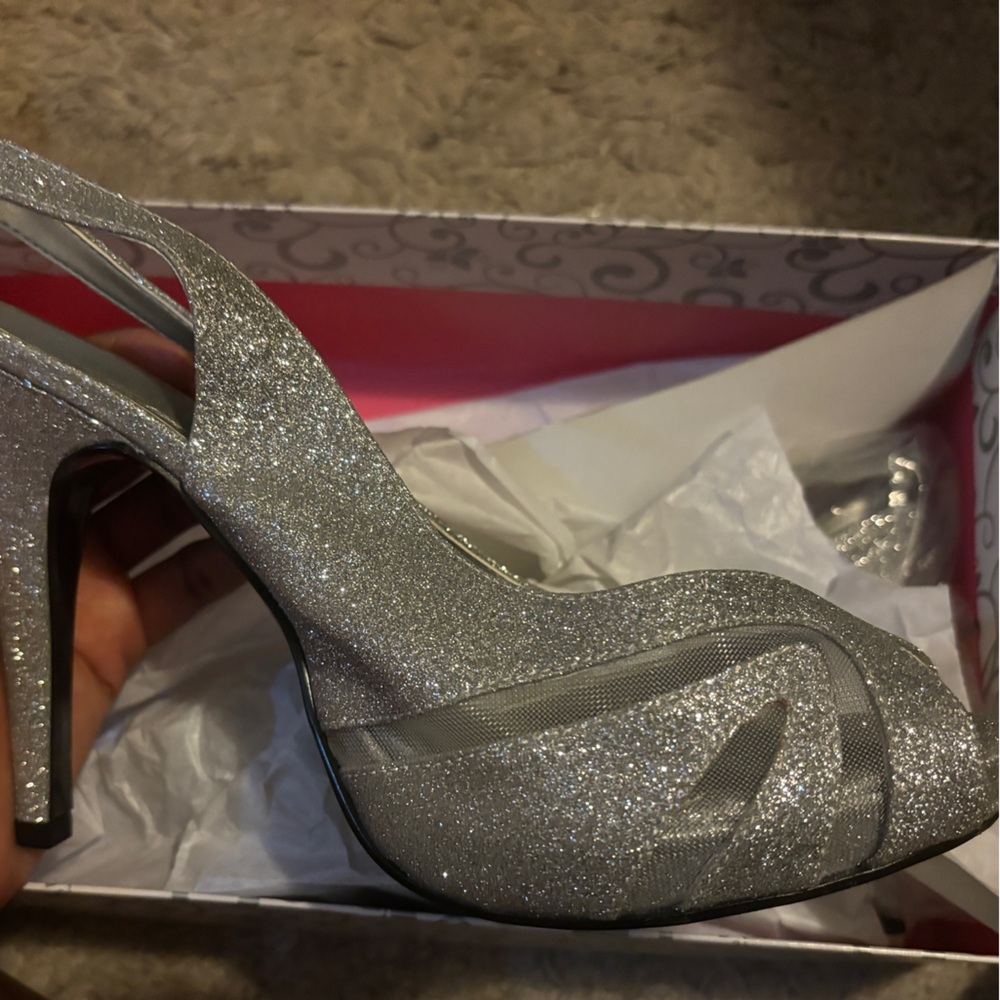 Silver Heel